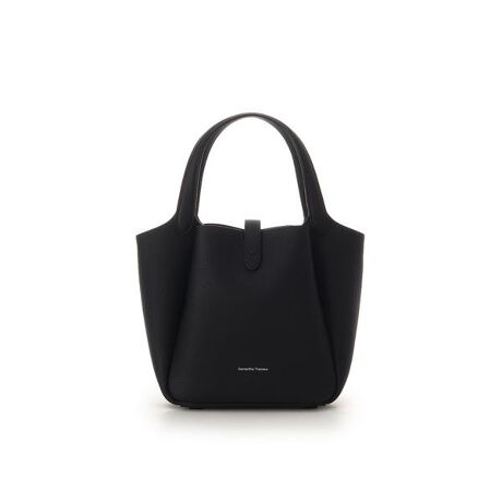 [^ԁF00032510170152]Samantha Thavasa(T}T^oT)̃VvfUC\tgU[ nhobOȂ₩ȃU[ŎdグAlXȃR[fBl[gɂQ̃VvȃnhobOByfUCz_炩e͂̂鋍vfނgpdŎdグACeBʂƔwʂɂ͑傫߂̃|PbgAוڂɂ邽߂ɁAxgƃC̎[ɂ̓}OlbgĂ̂ňړ̎ɂSłBԂȃTCYȂ㕔ɂȂɂALfUCȂ̂Ŏ[͂QłBtŃV_[xgĂ̂ŃV[ɂĎgł܂BU[̑fފƃVvȃfUCŃJWAX^CɂƂX^CɂR[fBl[g₷łByfށz_炩ȋvgpĂ܂B