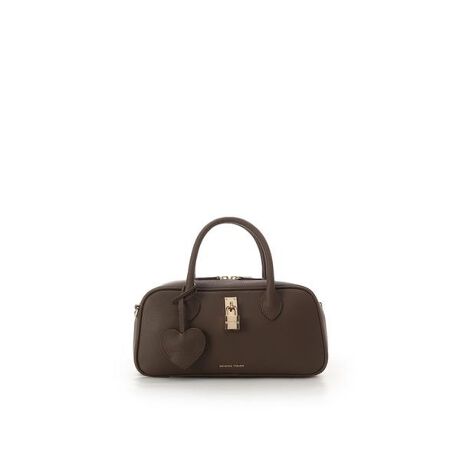 [^ԁF00032520175117]Samantha Thavasa(T}T^oT)̃T}T fB phbN Ch{XgobOS[hJ[̃phbNƋPCh{XgobOByfUCzVŇ^{U[ɃuhS󂳂ꂽphbNčfUCɂȂĂ܂Bgĥ鉡^ŃX^CbVȃVGbgBLȂ̂Ōڈȏ̎[͂܂BJ̗t@Xi[͒܂ŉdlő傫JA傫߂ȃ|[`Ȃǂ̉וoꂵ₷łBtŃV_[xgĂ̂ŃV[ɂĎg\BJWAȃpcX^CɂAGKgȃXJ[gX^Cɂ킹₷AlXȃR[fBl[gɂ咣邱ƂȂ̎Abvf[gĂ܂ByfށzVŇ^{U[gpĂ܂ByTCYzzcZA500ml{gcZAA4TCYc~