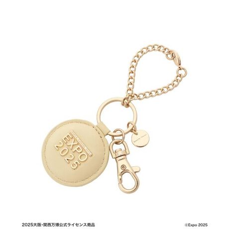 [^ԁF00032510790191]Samantha Thavasa(T}T^oT)́uEXPO 2025vR{`[mȗA20NԂɓ{ŊJÂꂽ2025NE֐LOāAEXPO 2025SS[hJ[ŃfUCobO`[oBb̑E֐ƋɁAT}T^oTƂ̃R{[VACeByfUCz_炩pXeJ[ƃx[VbNJ[̖LxȃJ[oG[VœWJBtbN^Cv̋ƃ`F[̂ǂtĂāAobOɕtAȂǂ̃ACeɕtƗlXȃp^[Ŏgp\łBS[hJ[ŉ؂₩ȈۂEXPO 2025SfUCꂽLOACeB