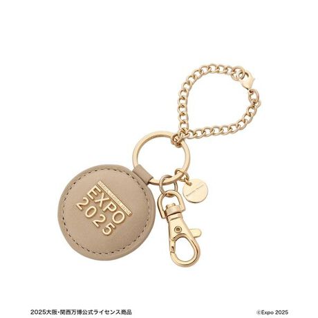 [^ԁF00032510790191]Samantha Thavasa(T}T^oT)́uEXPO 2025vR{`[mȗA20NԂɓ{ŊJÂꂽ2025NE֐LOāAEXPO 2025SS[hJ[ŃfUCobO`[oBb̑E֐ƋɁAT}T^oTƂ̃R{[VACeByfUCz_炩pXeJ[ƃx[VbNJ[̖LxȃJ[oG[VœWJBtbN^Cv̋ƃ`F[̂ǂtĂāAobOɕtAȂǂ̃ACeɕtƗlXȃp^[Ŏgp\łBS[hJ[ŉ؂₩ȈۂEXPO 2025SfUCꂽLOACeB