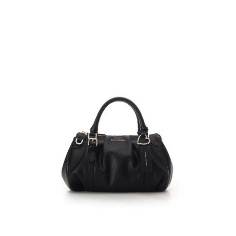 [^ԁF00032520175201]Samantha Thavasa(T}T^oT)̃^bNfUC\tgU[nhobOӂƂڂ炵nhobOByfUCz_炩Ȃ₩ȃU[Ƀ^bN{ĂӂƂ̊\܂BԂȃTCYȂAӂƖc݂邽ߌڈȏ̎[͂500ml{gⒷzۂƔ[܂܂Btgɂ̓n[gOU[`[ĂāAÂlȈۂɂȂ悤dグĂ܂Btɂ̓V_[xgĂ̂ŃV[ɂĎgł܂ByfށzV{_炩ȋvgpĂ܂ByTCYzzcZA500ml{gcZAA4TCYc~