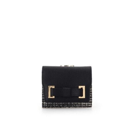 [^ԁF00032520285091]Samantha Thavasa(T}T^oT)̃[vcC[hfUC܍zlC̃GVVV[Y烋[vcC[hfނ̐܍zoByfUCzGKgȕ͋C͂̂܂܂ɂ肰Ȃ{`[tŊÂďiȈۂɎdグĂ܂B̓Iȃ[vcC[hgpD荞ނƂĊpxɂăLLƋP܂BO܂ŃRpNgȎdlɂȂĂ̂ŃobO̒ł΂܂BȂJ[h|Pbgt[|Pbg[ĂA[͂QłBK͂܌ɂȂĂ̂ő傫JłAЎł₷łByfށzcC[hfނƑ傫߂̃V{̃U[gpĂ܂B