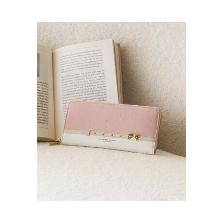 [^ԁF00122510260273]Samantha Thavasa Petit Choice(T}T^oTv``CX)̃rW[{oCJ[ zfUCE؂₩ȃoCJ[̔zFƁALL̃{rW[`[tANZgƂfUCBE{ɂ̓rW[lߍ݁ALLƉ؂₩Ɏdグ܂BE{̉炵ƃxg̃NVbNȃfUC|CgB@\Et@Xi[^Cv̒z͂܂̂ŁA肨܂BEt@Xi[ő傫JA₷o₷dlBEKꂪd؂ĂAd₷̂|CgB[́EJ[h|Pbg~12Et[|Pbg~2Ewʃ|Pbg~1