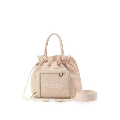 [^ԁF00122510260731]Samantha Thavasa Petit Choice(T}T^oTv``CX)̃JWAВ V_[obOfUCELX^COɍ킹悤ɃVvɎdグ܂BElJWAȈۂłoV[ɂ҂B@\ER[fBl[g̎זɂȂȂ悢TCYȂKvȏDGobOBEɂ͌qɂȂȂ悤ɃXgbvĂ܂BEʂɂ̓Wbvt̃|PbgAwʂɂ̓X}zȂǂo悤Ƀ|Pbg傫t܂B[͐܍zZ350ml{gZ