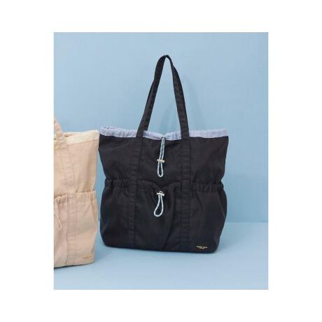 [^ԁF00122510260821]Samantha Thavasa Petit Choice(T}T^oTv``CX)2wayiCobOfUCEŎĂǂAbNƂĔwĂǂ̎ĝ2wayobOBEVvȃfUCŗlXȃR[fBl[gɍ킹₷ACeB@\EOɍẼ|PbgƃZ^[̃bV|PbgĂAEH[^[{g^IȂǂ[₷dlBEifUCȂ̂ŁAbNƂĔw͕߂ĂAobOƂĎۂ͋CɂăX^CςĂ܂BE|PbgtōׂACe̎[\