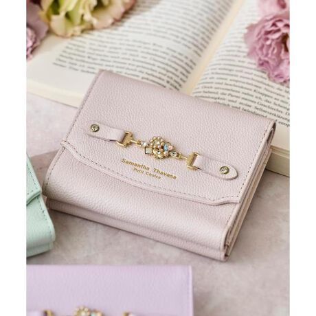 [^ԁF00122520265002]Samantha Thavasa Petit Choice(T}T^oTv``CX)̃t[rbg ܍zԂn[gȂǉ`[trbgɃfUCV[YBfUCEԂ̃`[t傫邱ƂŌC̏o悤Ȗ邢C[WɎdグ܂BElXȃ`[t炤Ƃŉ؂₩vXBE炵_炩g[̃J[WJB@\EK͂܌ŊJ₷ARC̏o₷dlBE[͔QȂ̂ŁALbVXh̕ɂh̕ɂ߂̃ACeBEDꂪɕĂ̂Ŏd₷g₷̂|Cg[́EJ[h|Pbg~4Et[|Pbg~2