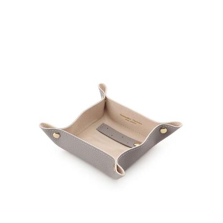 [^ԁF00122520265542]Samantha Thavasa Petit Choice(T}T^oTv``CX)̃WG[ gCWG[gC܂߂΁A^ׂgу|[`ɂȂdlBU炩肪ȃANZT[⎞vAL[ȂǂA܂Ƃ߂ĕۊǂ̂ɂ҂Bv[gɂ߁B