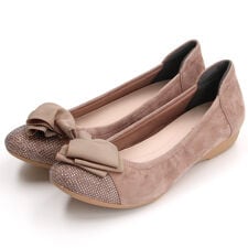 ユニティー(unity)のリボンモチーフカッターシューズ