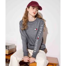 トミー ヒルフィガー(Tommy Hilfiger)の【オンライン限定】フレンチテリー ロゴ ロングスリーブスウェット