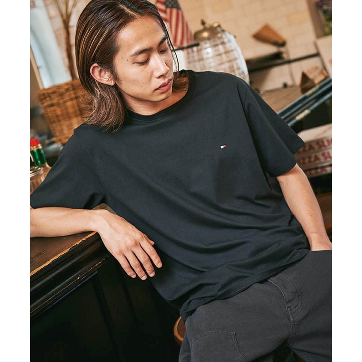 オンライン限定】トミーヒルフィガー ワンポイントロゴクルーネック