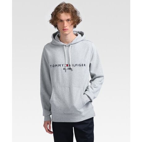 [^:MW13720]TOMMY HILFIGER̃ShJ{ꂽA1ŃT}ɂȂXEFbgp[J[B悭ƂɂVGbgŁAXg[g烏Chpc܂ŕL{gXƍ킹₷Ă܂BJWA͂Aꂢ߂ȒȂɔۂɂ߂łB