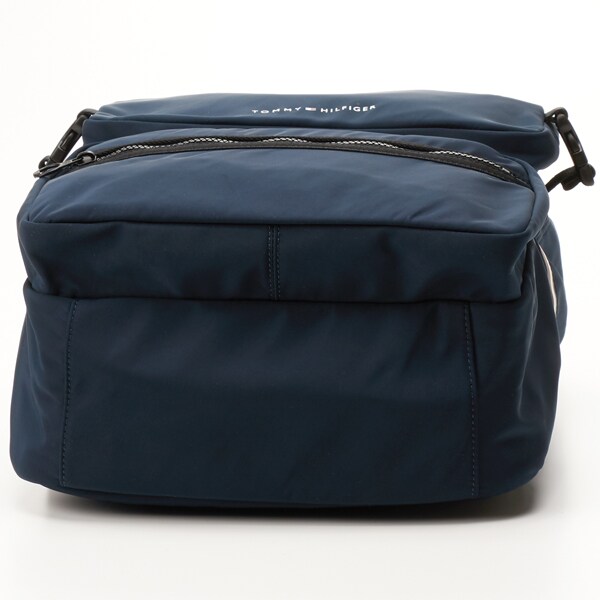 【極美品】トミーヒルフィガー デタッチャブルポーチ バッグパック ネイビー TOMMY HILFIGER（トミーヒルフィガー）の「デタッチャブルポーチ