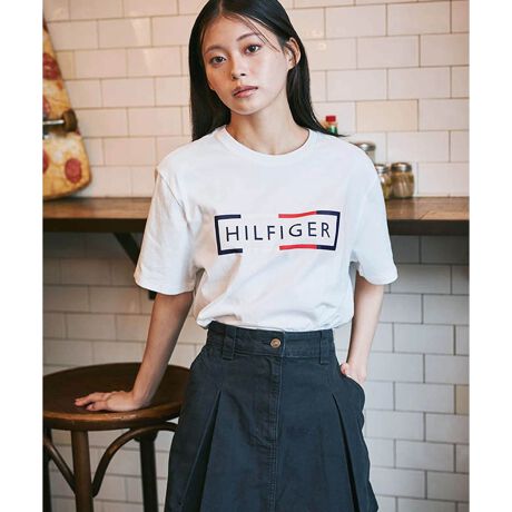 [^ԁF78JB763]M PERRY TEEtbOJ[p{bNXSۓIȁAV[gX[uTVcBtɒ郊bNXtHƁA炩ȑfފŁAKȒSnłBjZbNXŒA킹ACeŃX^C͋̕Cς̂́BȂ琞CĂƒȂ̂߂łBꖇɂCi[ɂ􂵁AI[V[Y܂ByTOMMY HILFIGERzĩAJNVbNx[XɃ_ȂЂ˂fUClC̃g~[qtBK[BsIŐꂽYEEBYɉA`hAStCAĂJWAȃfjCƖLxȃJeS[O[ouhB