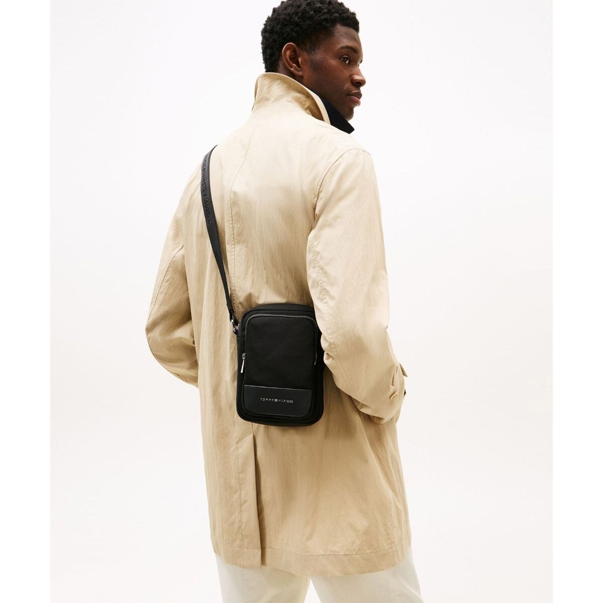 ビジネスミニリポーターバッグ | トミー ヒルフィガー(Tommy ビジネスミニリポーターバッグ | トミー ヒルフィガー(Tommy