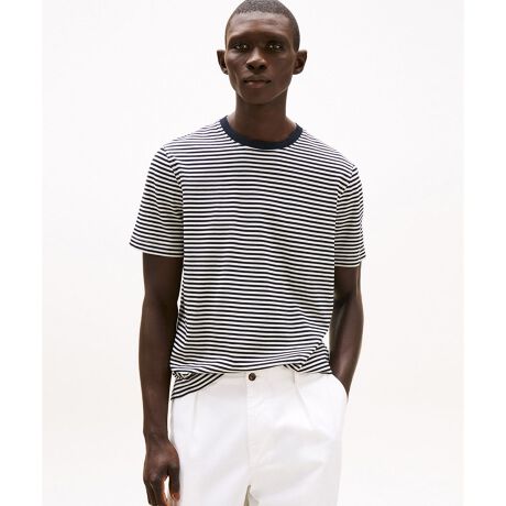 [^ԁFMW38740]m[eBJXgCvTVcx[VbNɒ񂹂AVvȔN[lbNTVcB₩ȃ{[_[AR[fBl[g̎ɂȂ܂B̈ꖇ͂AWPbg̃CɂāAI[V[ỸACełBقǂ悭̃RbgfނŁASł钅pBlbNC𖳒nŐ؂ւAŜ̈ߌʂ|CgłByTOMMY HILFIGERzĩAJNVbNx[XɃ_ȂЂ˂fUClC̃g~[qtBK[BsIŐꂽYEEBYɉA`hAStCAĂJWAȃfjCƖLxȃJeS[O[ouhB