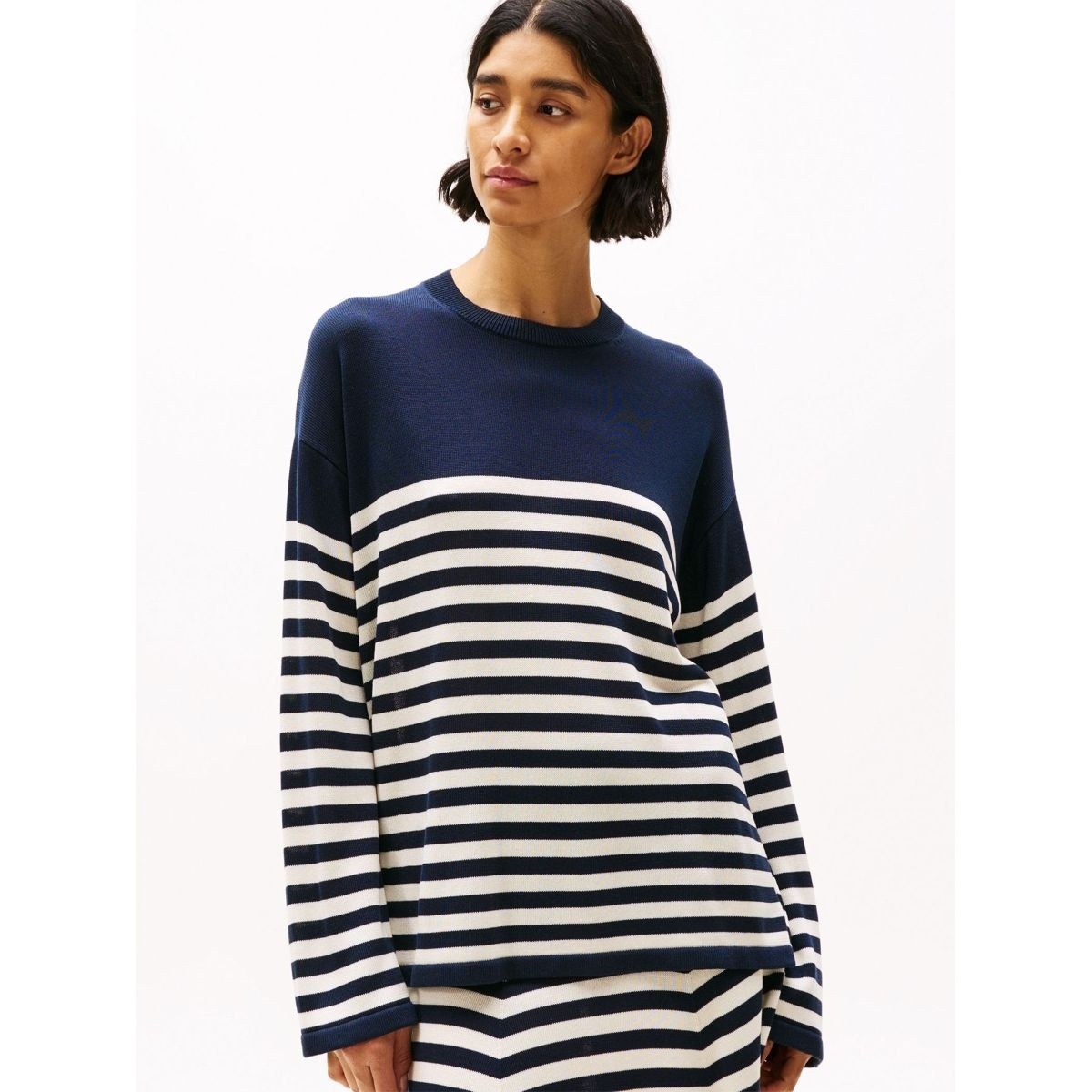 [�}���C]�����Z���V���N�N���[�l�b�N�����O�X���[�u/�g�~�[ �q���t�B�K�[�iTommy Hilfiger�j �l�C�r�[0A4