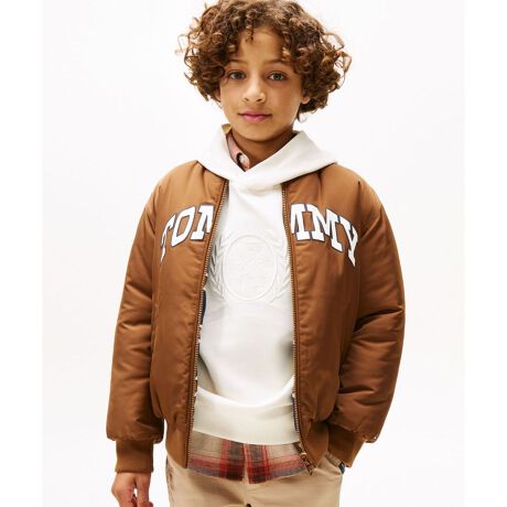 [^ԁFKB09957]BOYS o[Vu{o[WPbgTOMMY̕^OfUCA݊̂}`{[_[2p^[y߂Ao[Vũ{o[WPbgłB񌳁AA̓u҂ݐnŐ؂ւAn̂VGbgɎdグ܂B⋹̃tbOS|CgłByTCYz90F35.0cm g35.0cm 30.0cm 31.0cm100F40.0cm g39.0cm 38.0cm 34.0cm110F43.0cm g40.0cm 39.0cm 35.0cm120F47.0cm g42.0cm 41.0cm 40.5cm130F49.0cm g44.0cm 42.0cm 44.0cm140F54.0cm g47.0cm 45.0cm 49.0cm150F58.0cm g51.0cm 47.0cm 52.5cm160F62.0cm g55.0cm 51.0cm 57.0cmyTOMMY HILFIGERzĩAJNVbNx[XɃ_ȂЂ˂fUClC̃g~[qtBK[BsIŐꂽYEEBYɉA`hAStCAĂJWAȃfjCƖLxȃJeS[O[ouhB