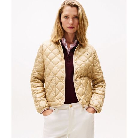 [^ԁFWW49452]_ELgWPbgŌy₩ȒSñLeBO_EWPbgłByȒŁA킹{g̃VGbgIт܂BtgɔzA傫ȃ|PbgfUCANZgɁBtg͊J̂₷hbg{^ŒEX[YBVvȃN[lbŃA^[glbNjbgt[fB[Ȃǂ̏ɏd˂₷A}t[Ă܂ByTCYzXSF55.0cm g50.0cm 40.0cm 61.0cmSF56.0cm g52.0cm 41.0cm 61.0cmMF57.0cm g55.0cm 42.0cm 61.0cmyTOMMY HILFIGERzĩAJNVbNx[XɃ_ȂЂ˂fUClC̃g~[qtBK[BsIŐꂽYEEBYɉA`hAStCAĂJWAȃfjCƖLxȃJeS[O[ouhB