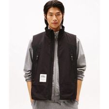 MODERN ATHLETICライトウェイトパデッドナイロンベスト