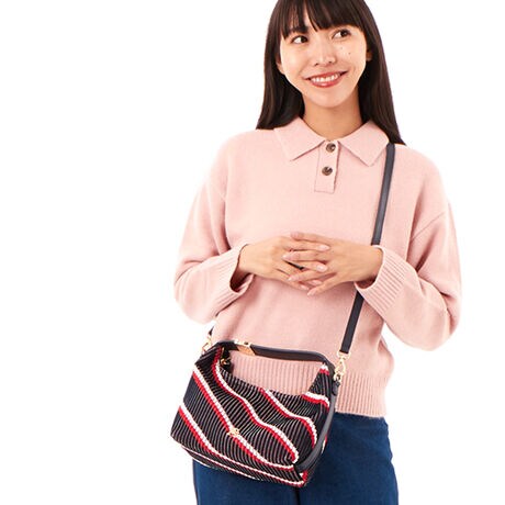 [^ԁFAW18165]S[~bNXNX{fBobOXgCvWJ[hɃ_CASiC̃O[oXgCv~bNXNX{fBobOBɂ邾ŊGɂȂOtBJȃfUCAR[fBl[gɑ݊^܂Btgɂ̓^THmOzuBV_[Xgbv̓V[⑕ɉĎO\łBEzΉi10~20cmjFZEybg{gi500mljFZyTCYzFREEF20cm ő啝21cm }`11cm 20cm V_[ŏ106cm V_[ő117cm digj400yTOMMY HILFIGERzĩAJNVbNx[XɃ_ȂЂ˂fUClC̃g~[qtBK[BsIŐꂽYEEBYɉA`hAStCAĂJWAȃfjCƖLxȃJeS[O[ouhB