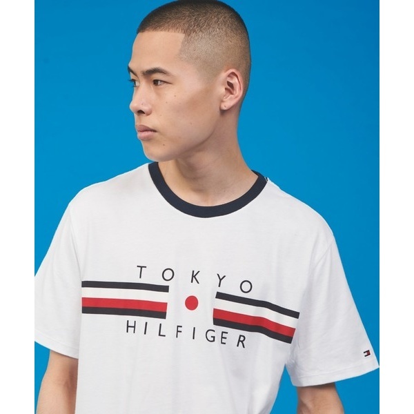 日本限定】フラッグロゴTシャツ | トミー ヒルフィガー(Tommy Hilfiger