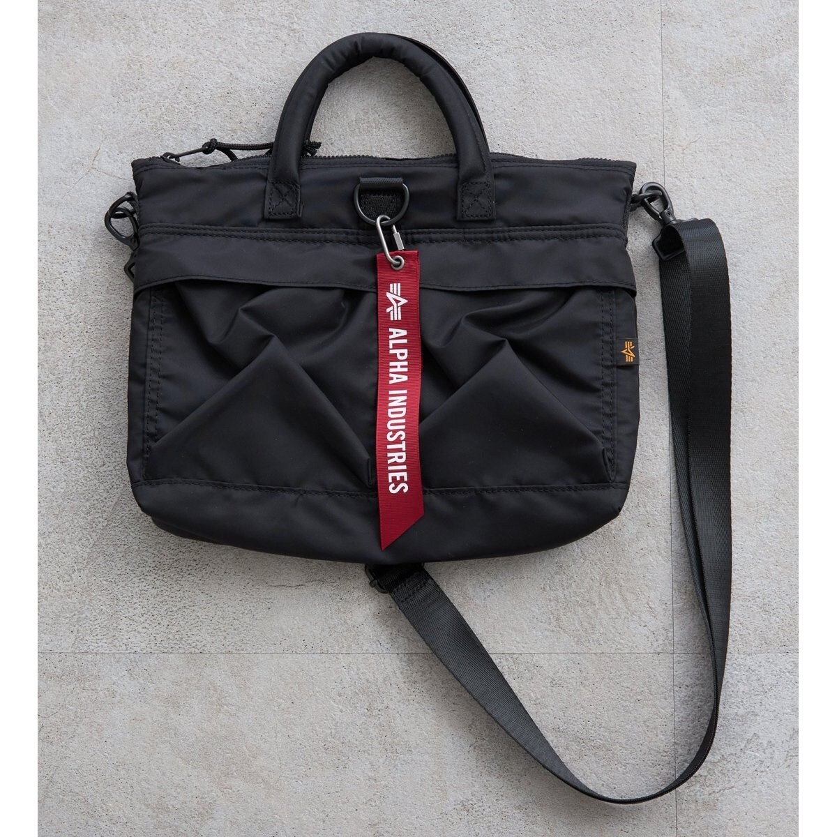 ヘルメットバッグ（スモール） | アルファ インダストリーズ(ALPHA