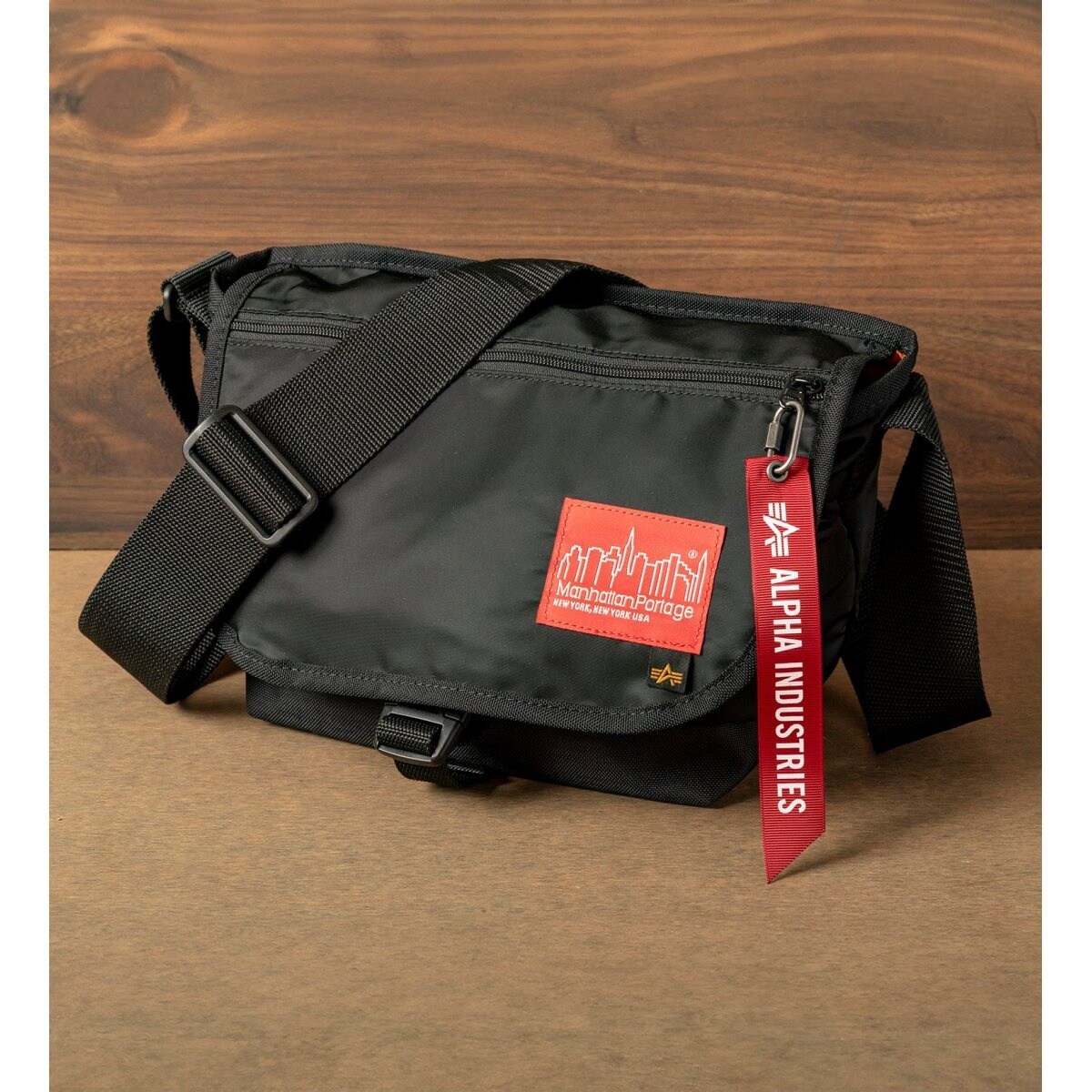 ALPHA x MANHATTAN PORTAGE】メッセンジャーバッグ | アルファ