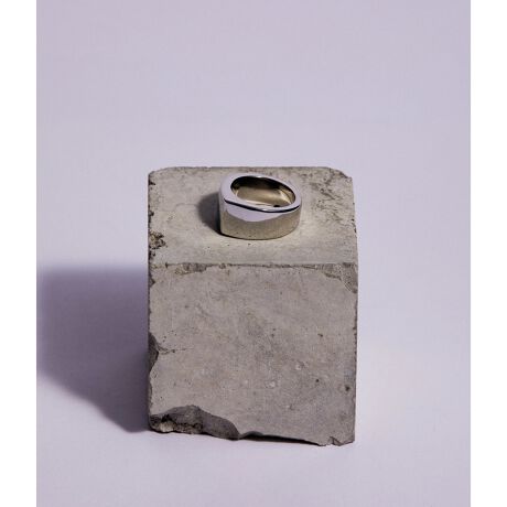 [^ԁFANZ82100]ital. from JUNRed(AC^ t Wbh)Rɗnރj[gȃfUCĂ铌M̃WG[uhital. from JUNRed acuate ring悢{[ƃV[vȃjAX茳ɖLȕ\^ĂWF_[XȃfUCɂȂĂ܂B̓̋CŁAfUC̈قȂ郊OƏd˂Ēp̂XXłBAeVANZT[pɂāAbLi͑̎ɂ肩Ԃ𐶂ꍇ܂̂Ŕ畆Ɉُ́Agp~߂畆ȐɂkBJAAACȂǂɂFϐF̉\܂̂Ŏgp͕zŗD@ĒAȂׂCɐGȂlɕۊǂĂBuXv[Ȃǂ̓gp͓ɂBANZT[܂܂̓␅ӂł̍Ƃ͌ւłB{i̓fUCdA@ׂȎdオƂȂĂ܂Bߓxȗ͂܂Ɣj鋰ꂪ܂B舵ɂ͏\ɂӂBfUC̓ÃTCY̌덷ꍇ܂B\߂B