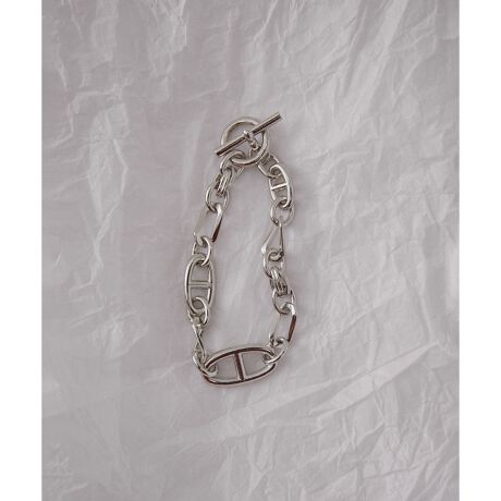 [^ԁFANZ83050]ital. from JUNRed(AC^ t Wbh)Rɗnރj[gȃfUCĂ铌M̃WG[uhmulti chain link braceletghj[gȈۂȂ̂ŃWF_[킸płfUC|CgłBfUC̃lbNXƍ킹Ă̂IXXłBAeVANZT[pɂāAbLi͑̎ɂ肩Ԃ𐶂ꍇ܂̂Ŕ畆Ɉُ́Agp~߂畆ȐɂkBJAAACȂǂɂFϐF̉\܂̂Ŏgp͕zŗD@ĒAȂׂCɐGȂlɕۊǂĂBuXv[Ȃǂ̓gp͓ɂBANZT[܂܂̓␅ӂł̍Ƃ͌ւłB{i̓fUCdA@ׂȎdオƂȂĂ܂Bߓxȗ͂܂Ɣj鋰ꂪ܂B舵ɂ͏\ɂӂBfUC̓ÃTCY̌덷ꍇ܂B\߂B