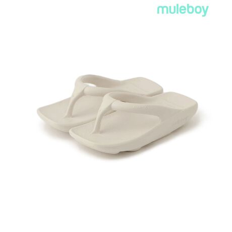 [^ԁFAOA05030]yfށEfUCEVGbgzmuleboySQUARE Z͊ۂ݂тт`ƁAS̓IȋȐ~bh\[vbgtH[BpCṽXgbvƑʂ̃J[úAs̊炩ȒnƒSړĂ\Bꕔ̃AEg\[̓pl\ō\BmuleboẙJRICHfoamZpŐl̕sɍœKȏՌz͂񋟂AȌՌɕqɔAl̂ɒႢ͂^Al̂ی삷̂ɖ𗧂܂BRICHfoam̓gbp[}bgX̉KCɓKpudxevNbVBRICHfoam͈ʓIȌC̃NbV32%DꂽՌz͂65%サGlM[z͂܂BENbVI[fBIAXs[J[ƊEŊpHigh Damping foamZpKpՌz͂32コBE_̏_炩ɂ_ɋȂ~bh\[`Ԃ鎩Rȕsp^[𓱂BEyJጸ̂߁Aꑫ130gƂyʐY̋ZpBEA[`T|[g_炩uev̔A͑oxx点Bp҂̑̌`ɃJX^}CYꂽA[`T|[g񋟂BEϋvƂޗ͍xɑςAԒp\ɂBESl̗LQɍiA؍KCF؂󂯂ĂBKCF؂Ƃ́A؍ł̈S̔F؂̂ƁBymuleboy/~[{[CzuMulev̓XbpƂӖɉāA̈ӖBVƂ͔nƃǒzłA̒Đ܂Aďɂčlƕ]Bނ́úvAuv́vAum\vƁuĹv傫ȓBuBoyv̎IȈӖ͏NAcj̎qB́unvoĂuvƁuV^ࣖvAuRvŕ\Bt@bVɂāABoy̓WF_[Xt@bV̓łuBoyishvƐAjIȈӖł͂ȂAႢȏN̂悤ȃfUCӖB܂Aumuleboyv̓q[}jYAʁANȂǂ̋ʂȂt@bVڎwĂBprofileFwj.n.r.dxyCHANGE TO NEW STANDARDzuhe[}ƂČfAghꂽVȃX^_[hACe𖈃V[YoAyVvŒ₷X^_[hzƂTOEpāAɂqlɐVN^邱ƂڎwĂuhBBeꏊ⃉CeBOAg̃j^[ɂĐF̌قȂꍇ܂BĩJ[͏ڍ׉摜̐FQƂB