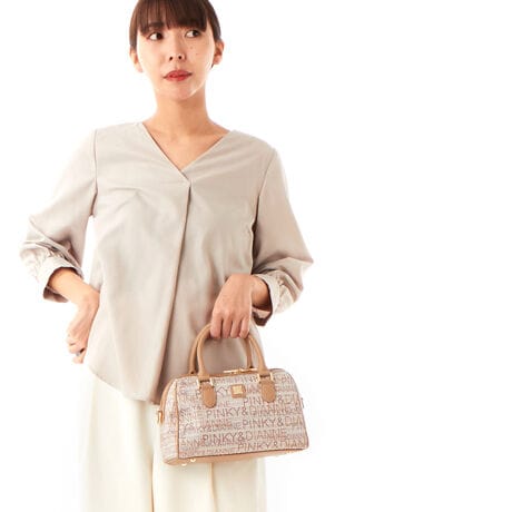 [^:PDLHGAB1]uhS~bNXcC[hȕɗƂ݃LbƂ킹tF~jŏiȃobOV[YBvg̏P.V.CR[eBOfނȂ̂ŉJ≘ɋʔNłg܂BTCYɂQWAY{XgB