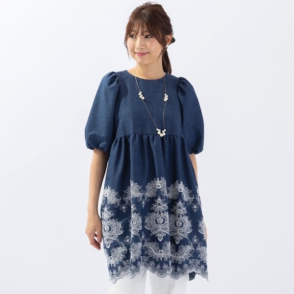 ボーラー刺繍ペプラム切替ブラウス | ローズティアラ(Rose Tiara