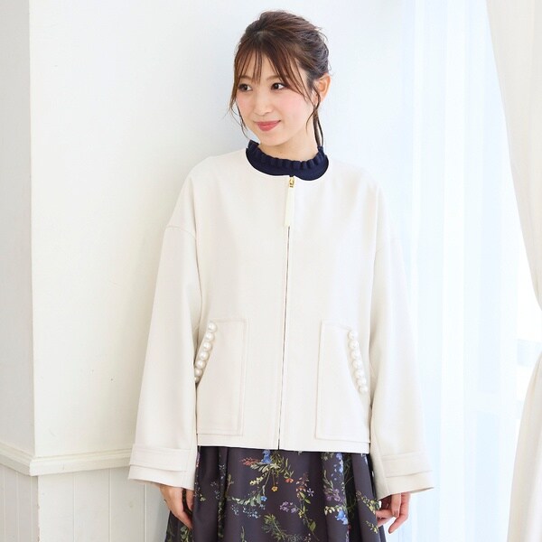 WEB限定カラー】パール付きノーカラーブルゾン | ローズティアラ(Rose