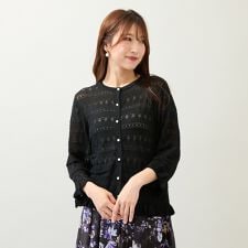 透かし編みニットカーディガン