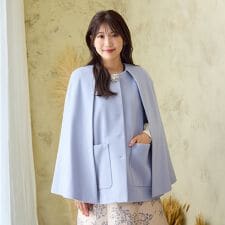 ローズティアラ(Rose Tiara)の【ブローチ付】ケープショートコート