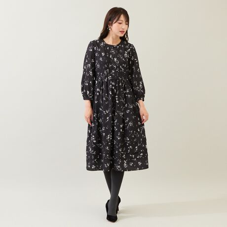 [^ԁF51016501]IWȋ@ׂȃt[vgf郏s[XBƂƂFH炵oȂAׂ₩ȃs^bNƃMU[iȊÂYĂ܂B悭ӂ肵ƁAĝ̃CEɂtAVGbgŁA؂₩ƒSn̗ǂ𗼗B1ŒffUCȂ̂ŁAo₨HV[ɂ߂łBV[gu[cS[hANZ킹āAitF~jȏHR[fyŁB: Ȃ@n: ̂ݗȂfg: 166cm/ 38p舵ɂẮAiɂĂi\łmFBBeɂAۂƐFČꍇ܂B܂APCEX}[gtHȂǂɂAiƉ摜̃J[قȂꍇ܂Bi摜̓Tv̂߁AFTCYAvgʒuAdlȂǂɕύXꍇ܂B50͈ꕔ̓X܁EONLINE SHOP݂̂̓WJƂȂ܂B戵ĂȂTCg܂̂łByRoseTiara/[YeBAztF~jȈ炵ƁAl̃GKXxɂ܂ƂB uvƎȂAȂ̂߂̃uhłBfޑIтfUCAp^[܂łтčsA^bŇMU[ʁAtʒuȂǂ36E38E4042E46E50ł͒Ap^[𕪂邱ƂŔVGbgƒSn̗ǂĂ܂B