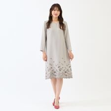 吹上刺繍ワンピース