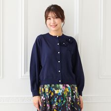 立体フラワーモチーフニットカーディガン
