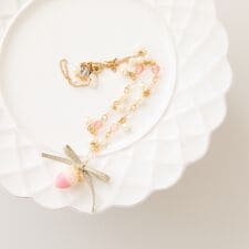 チョコがけいちごのネックレス