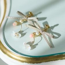 チョコがけいちごのイヤリング