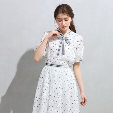 配色ラインリボン襟ドットプリントブラウス