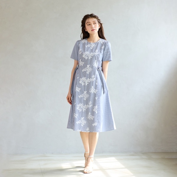Radyリゾートフラワーカーデ★美品★ リゾートフラワーシリーズ