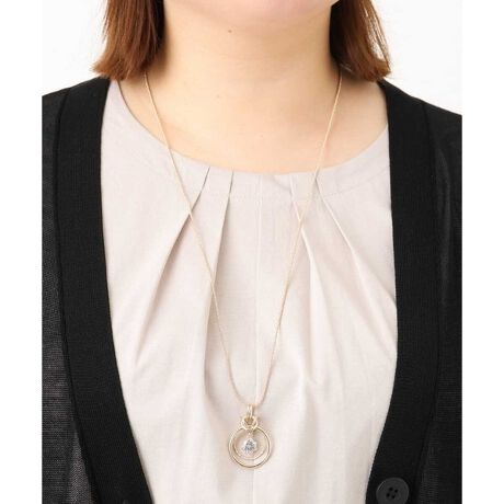 [^ԁFOZ2GA20039]tF~jX^C̃ANZgɍœKȃgbvlbNXB_uT[NɂƋPp[cgݍ킹A\LɎdグ܂B̂S[hƃX^CbVȃVo[̃J[WJɂځBIEIt킸AlXȃV[Ŋ􂵂Ă邨߂̃ACełB ANZT[p[cEiȂǂ̋ɉ܂܂Ăꍇ܂B ȂqlɓꂽĈݍ񂾂肵Ȃ悤ɁAgpۊǂ̍ۂ͌dɂӂB