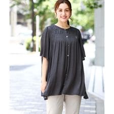 【大きいサイズ/a.v.v×eur3】サテンシャーリングブラウス