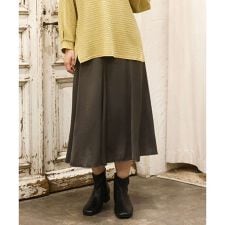 エウルキューブ(eur3)の【大きいサイズ】サテンマーメイドスカート