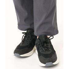 【la farfaコラボ】ハンズフリースニーカー