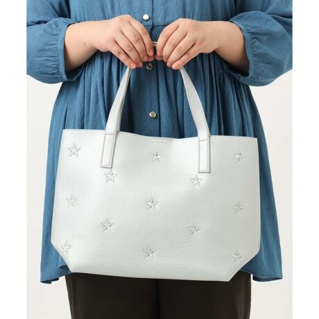 [^ԁFOZ5KA22064]X^[`[t̎hJU΂߂؂₩ȃg[gobOBFhJȂ̂ŃJWAɂȂ肷AǂȃX^COɂoX}b`܂BC|Pbg͓V}Olbgdlő傫JA|PbgtŐ[₷gQB[hȃubNƃX^CbVȃVo[̐FWJɂڂłBV{{tFCNU[vXĂ邨߂̃ACeB