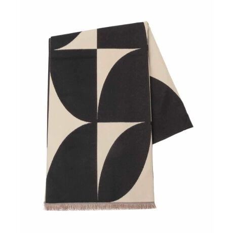 [^ԁFOZ3LA12054]A[ĝ悤ȃ_GKgɉfXg[BG芊炩ȃ|GXeA[fނŁAyʂȂƒgG߂ɂ҂ȂЂƕiłBۂݍޑ唻TCYȂ͓̂Iȃ|CgB_ȕƂ͂ƂzFJ[ՂɉoĂ鍡G߂̃ACełB