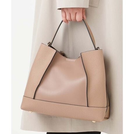 [^ԁFOZ5AD27079]^ƃ}bgȃtFCNU[؂ւfUCnhobOB AEgC̔zFƃ^p[c̑gݍ킹iȕ͋CvXB Ci[̎d؂ɂ̓t@Xi[|Pbg݂A}`tŎ[͂̂|CgB V_[xgt2WAYdlAlXȃV[Ŋ􂵂ĂtFCNU[obOłB NX}XMtgɂ߁B