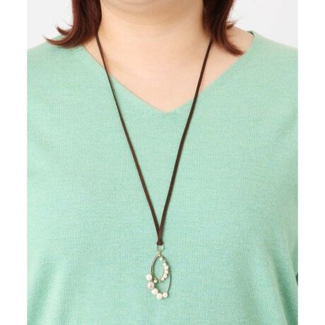 [^ԁFOZ2BD48039]lXȃp[r[Y񂾃gbv`[tڂ䂭lbNXB召̃T[N_炩炵ۂo܂BXEF[h̃R[h̓gbvXɍ킹Ē߂\BȂɂvXŃX^COubVAbvĂ邨߂̃ACełB ANZT[p[cEiȂǂ̋ɉ܂܂Ăꍇ܂B ȂqlɓꂽĈݍ񂾂肵Ȃ悤ɁAgpۊǂ̍ۂ͌dɂӂB